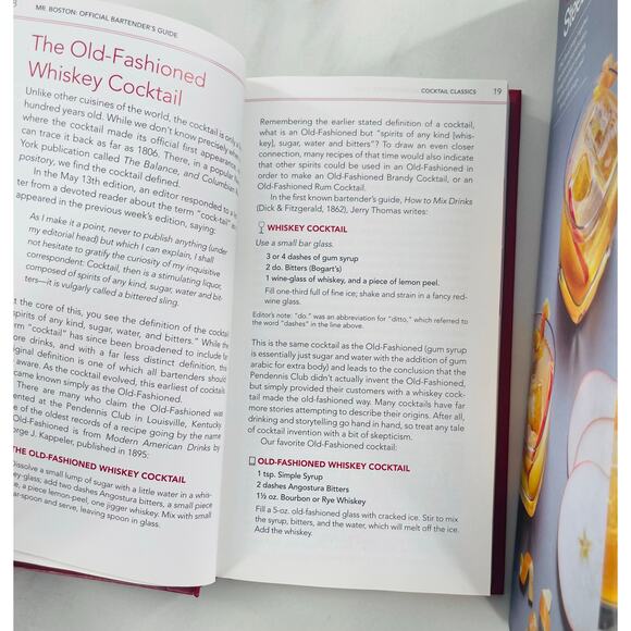 OXO Steel Cocktail Shaker and MR. BOSTON OFFICIAL BARTENDER’s GUIDE Book - Picture 4 of 6